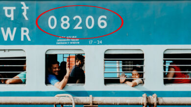 What is written in 5 numbers in each train compartment